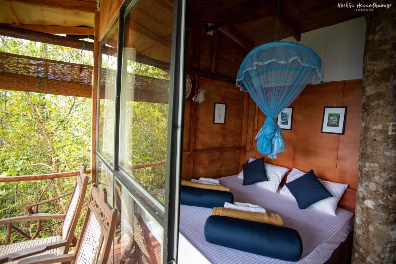Tree Houses By Jungle River Ginigathena Bagian luar foto